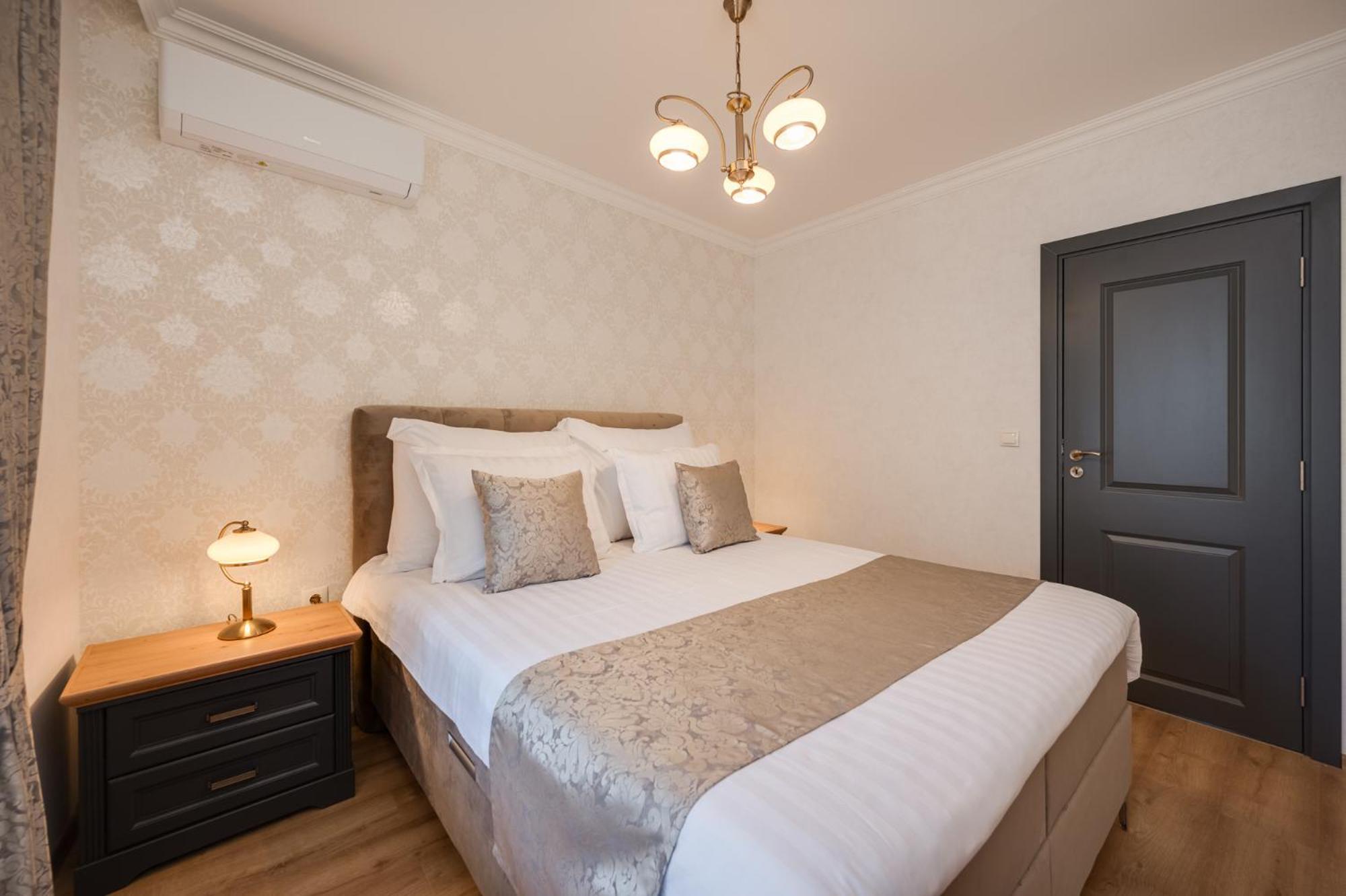 Prestige Central Apartments ヴァルナ エクステリア 写真