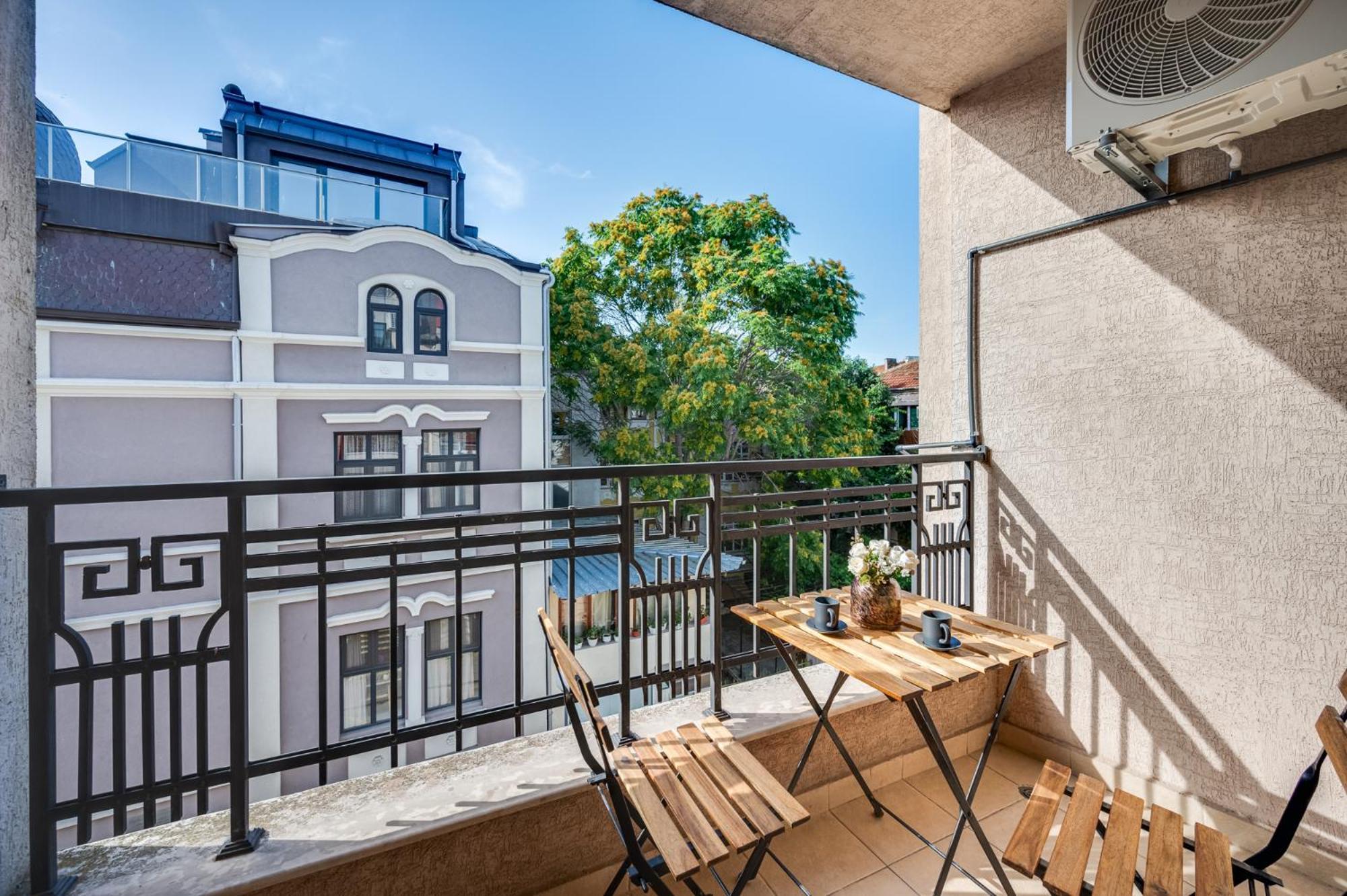 Prestige Central Apartments ヴァルナ エクステリア 写真