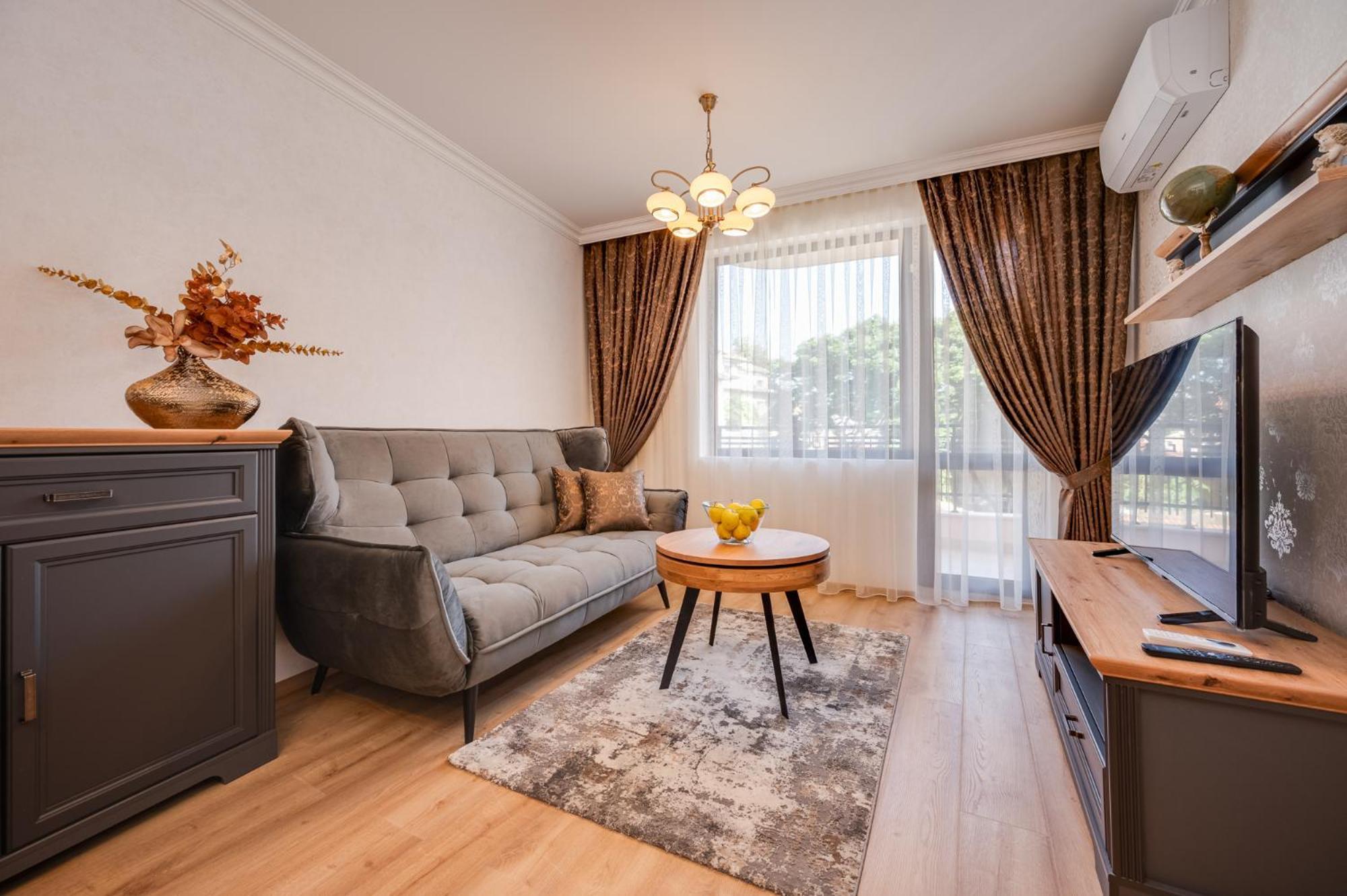Prestige Central Apartments ヴァルナ エクステリア 写真
