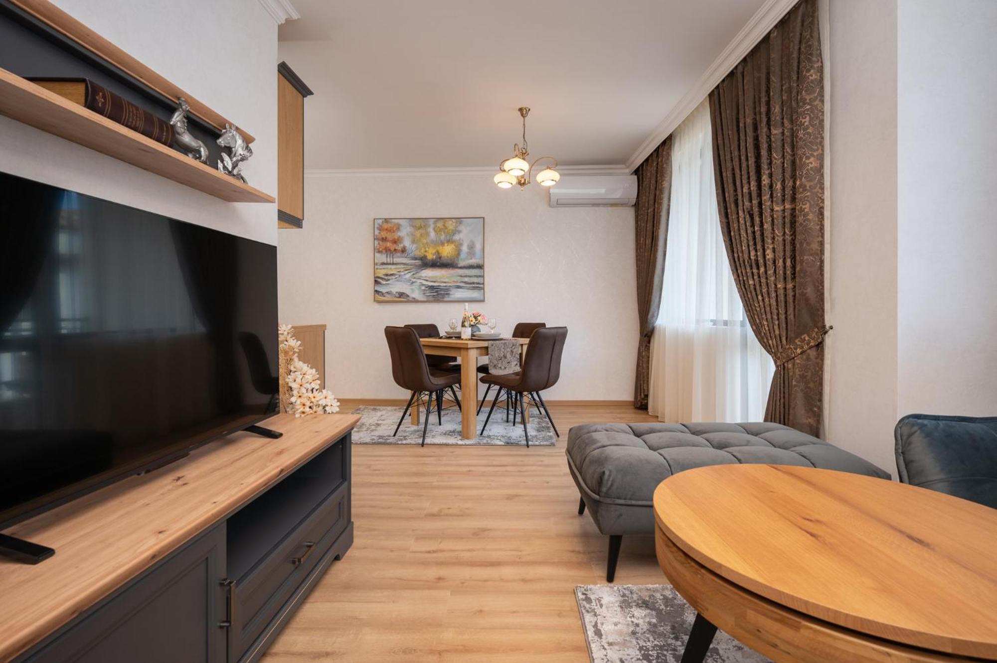 Prestige Central Apartments ヴァルナ エクステリア 写真