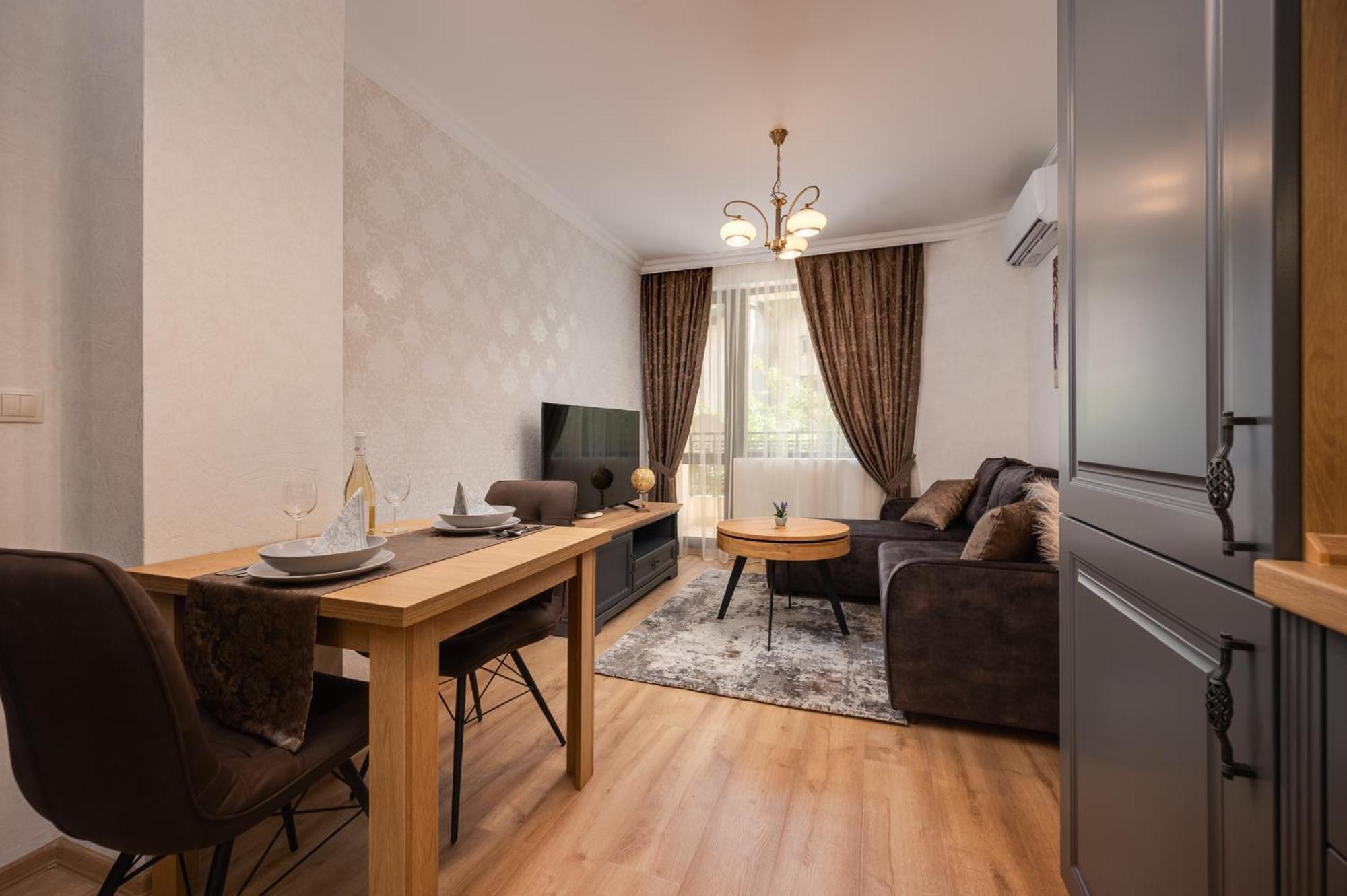 Prestige Central Apartments ヴァルナ エクステリア 写真