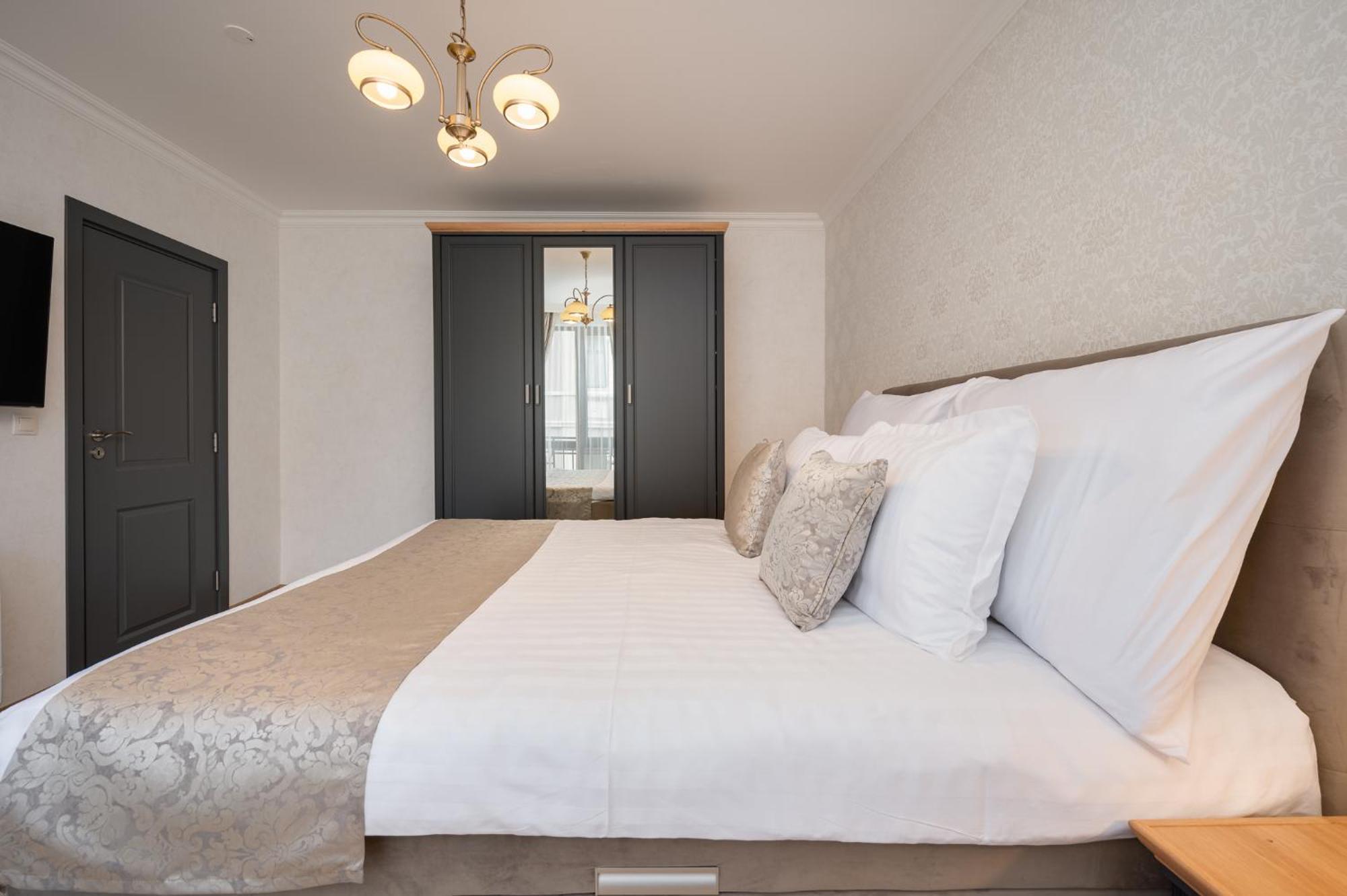 Prestige Central Apartments ヴァルナ エクステリア 写真