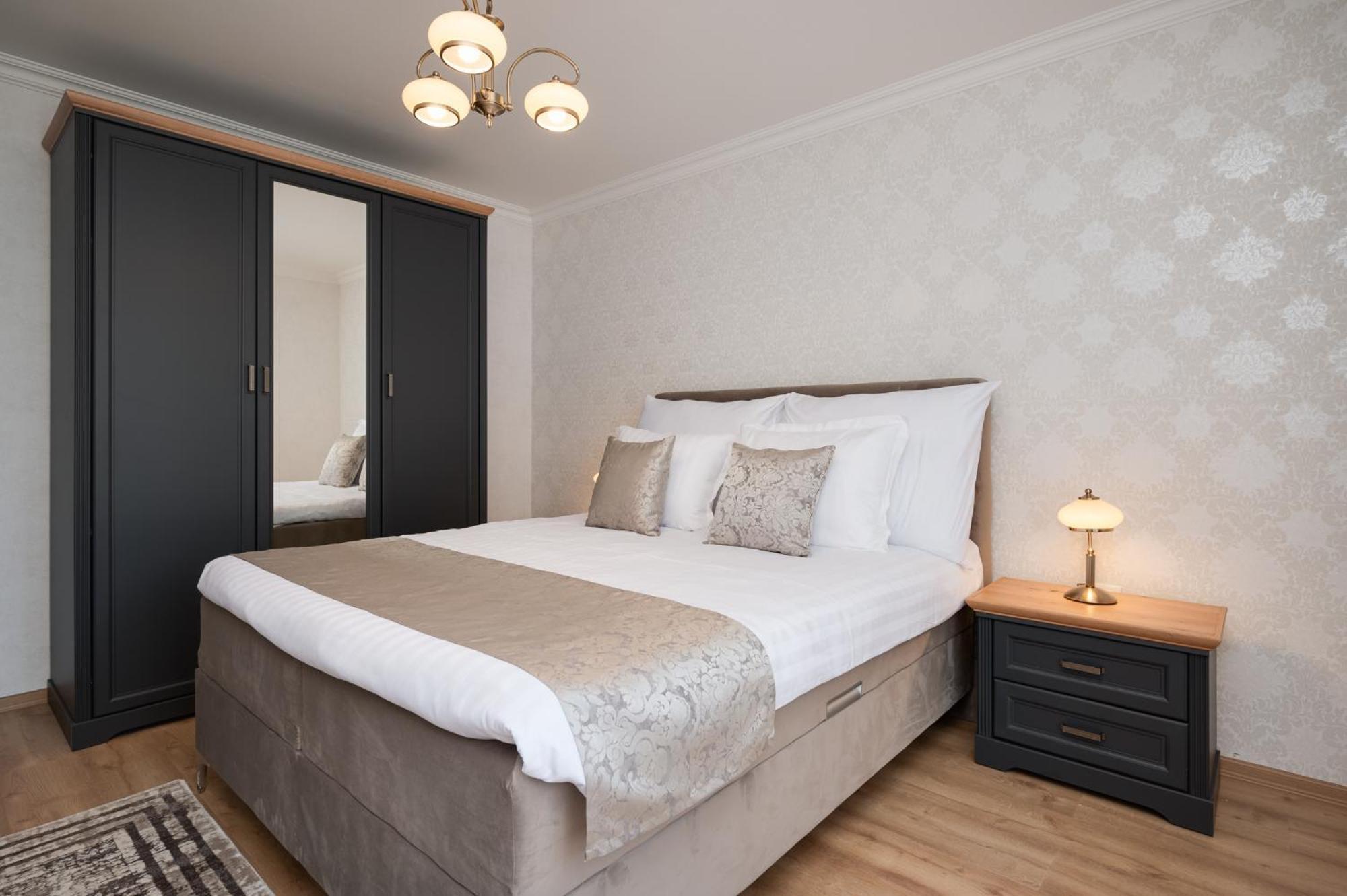 Prestige Central Apartments ヴァルナ エクステリア 写真