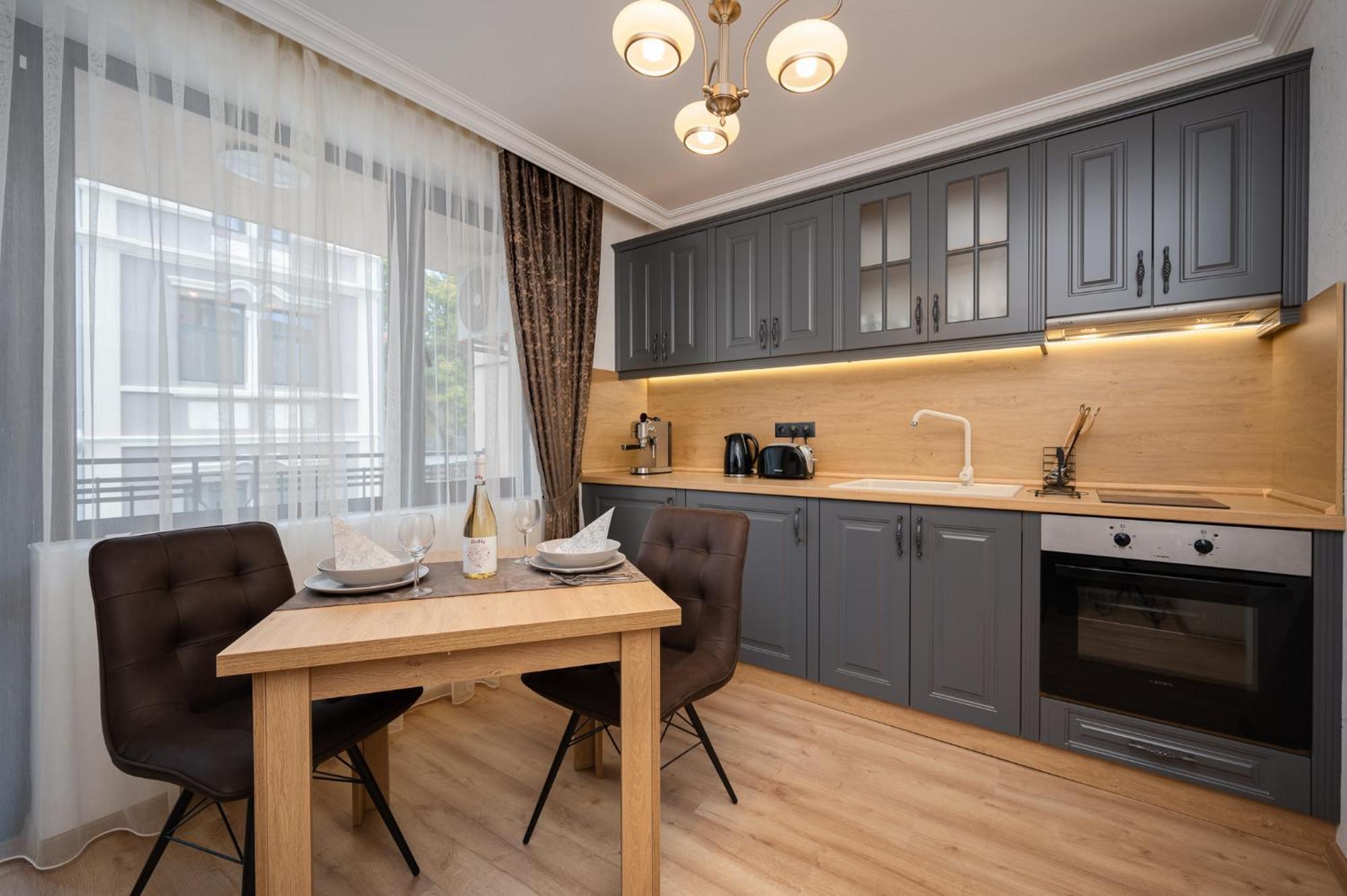 Prestige Central Apartments ヴァルナ エクステリア 写真