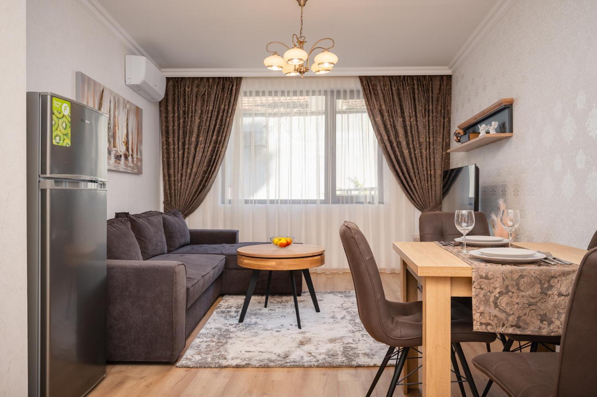 Prestige Central Apartments ヴァルナ エクステリア 写真
